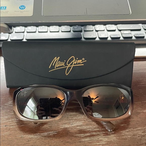 Maui Jim punchbowl chocolate fade MJ 219-01 Sunglasses with logo